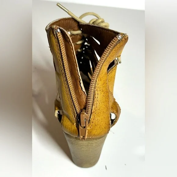 Maurices Women's Sienna Heeled Lace Up Booties Size 6 Sandals - Picture 11 of 15